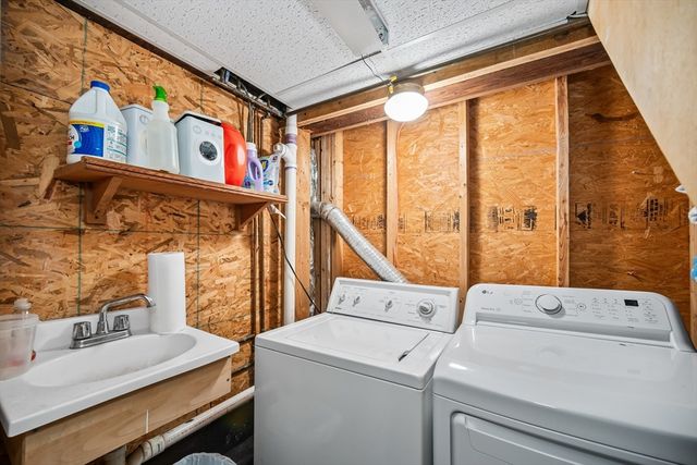 35 Sylvester St, Brockton, MA 02302