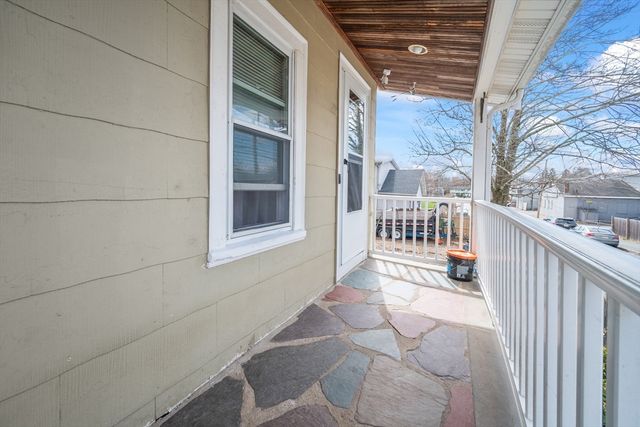 35 Sylvester St, Brockton, MA 02302