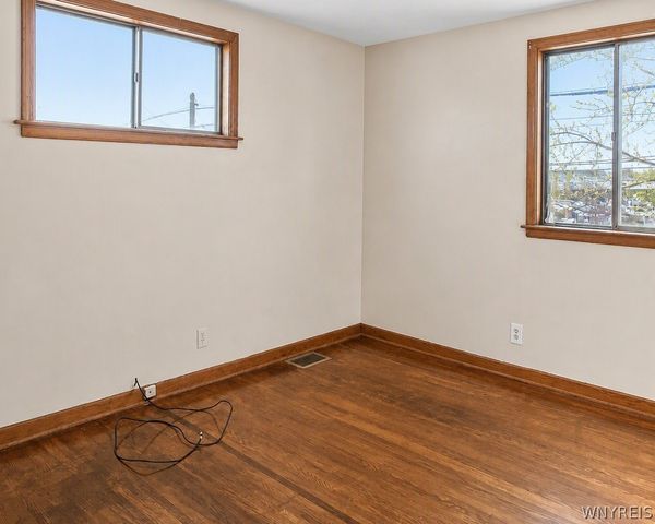 512 Cayuga Road, Cheektowaga, NY 14225