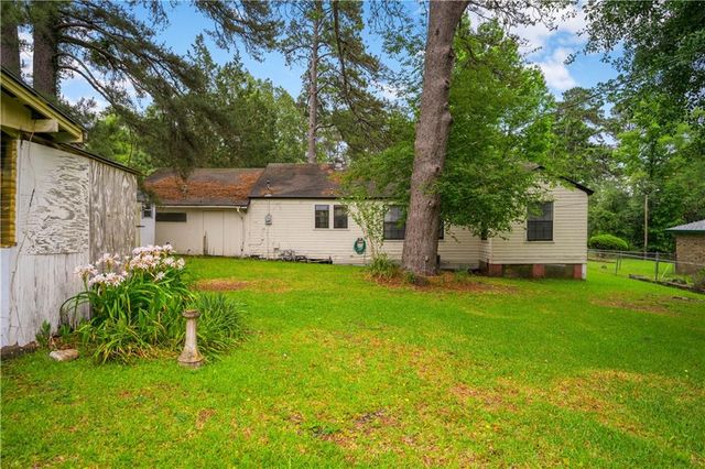 812 JOHN PAUL JONES Avenue, Leesville, LA 71446