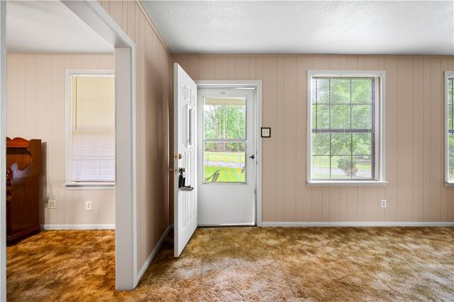 812 JOHN PAUL JONES Avenue, Leesville, LA 71446
