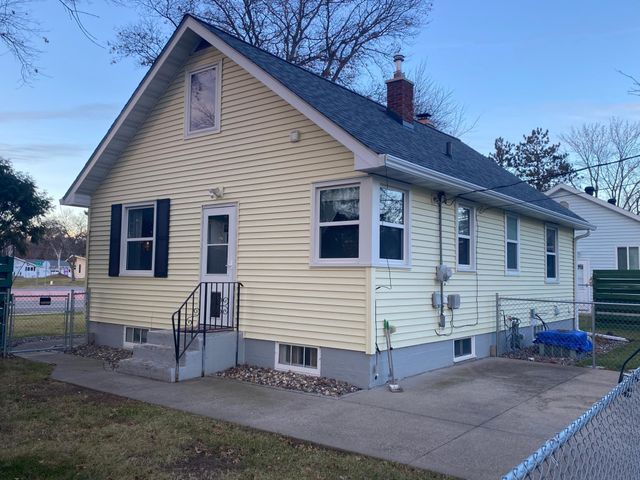 1649 S 6th Street, Brainerd, MN 56401