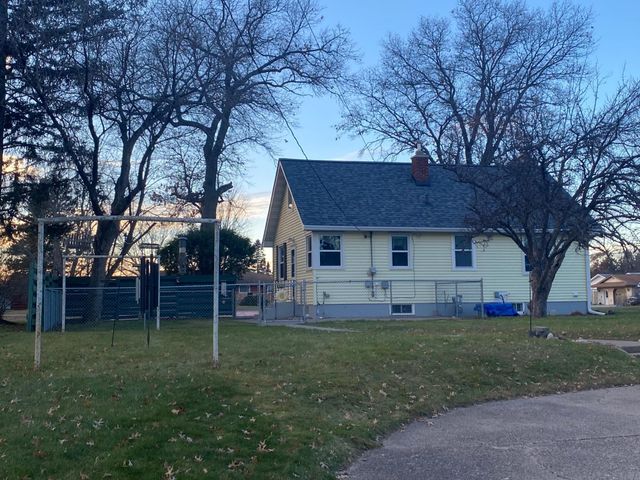 1649 S 6th Street, Brainerd, MN 56401