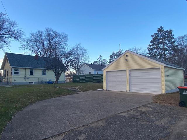 1649 S 6th Street, Brainerd, MN 56401