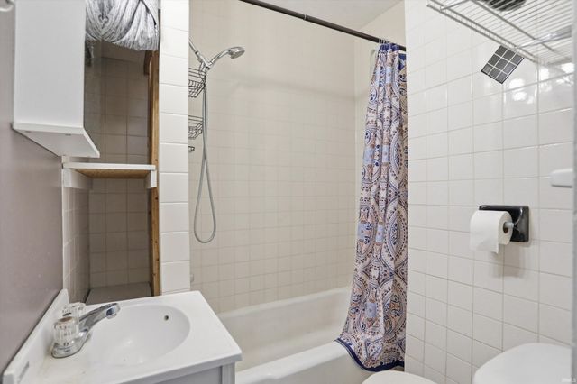 2434 Plum Street, New Castle, IN 47362