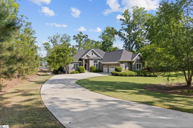 217 Commonwealth Drive, Ninety Six, SC 29666