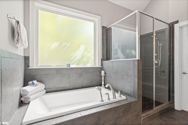 217 Commonwealth Drive, Ninety Six, SC 29666