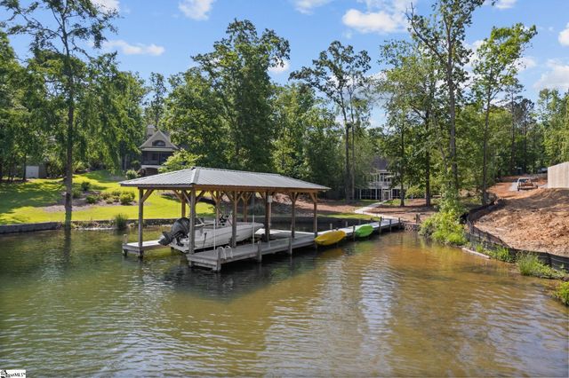 217 Commonwealth Drive, Ninety Six, SC 29666