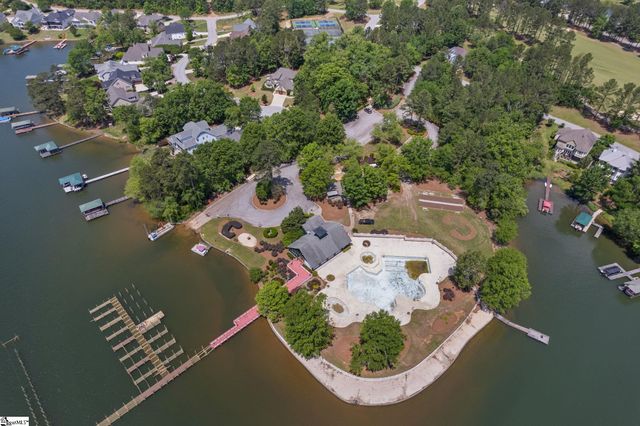 217 Commonwealth Drive, Ninety Six, SC 29666