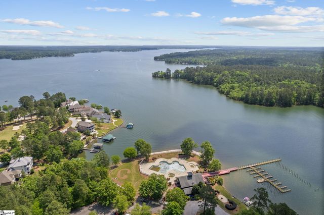 217 Commonwealth Drive, Ninety Six, SC 29666