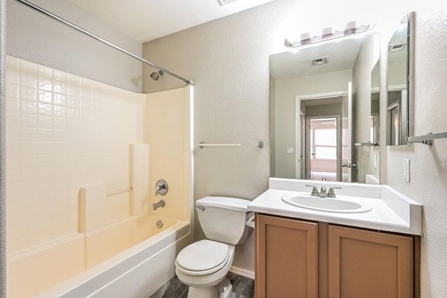 11338 W Crestbrook Drive, Surprise, AZ 85378