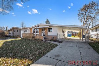 810 Macdonald Ave Avenue, Flint, MI 48507