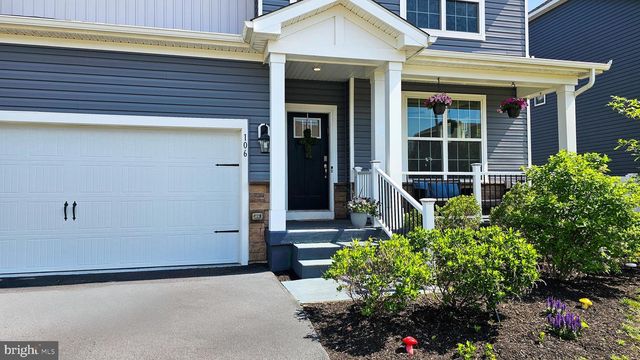 106 ASHBURN AVE, Manahawkin, NJ 08050