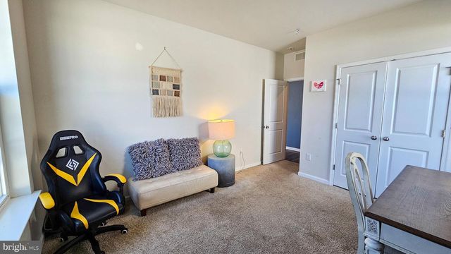 106 ASHBURN AVE, Manahawkin, NJ 08050