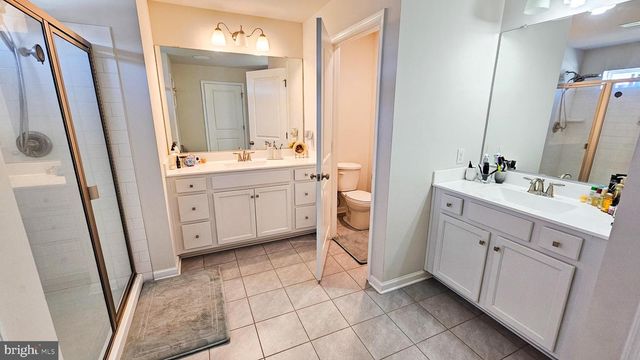 106 ASHBURN AVE, Manahawkin, NJ 08050