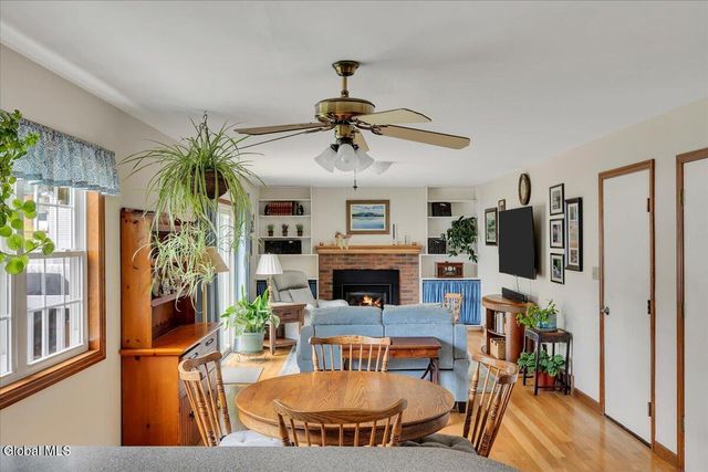 8A Jean Place, Guilderland, NY 12303
