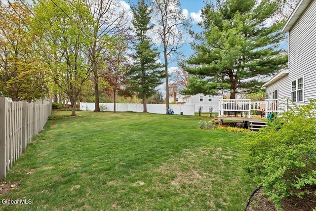 8A Jean Place, Guilderland, NY 12303