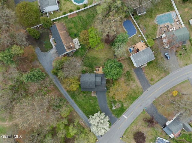 8A Jean Place, Guilderland, NY 12303