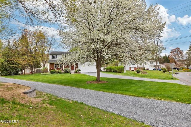 8A Jean Place, Guilderland, NY 12303
