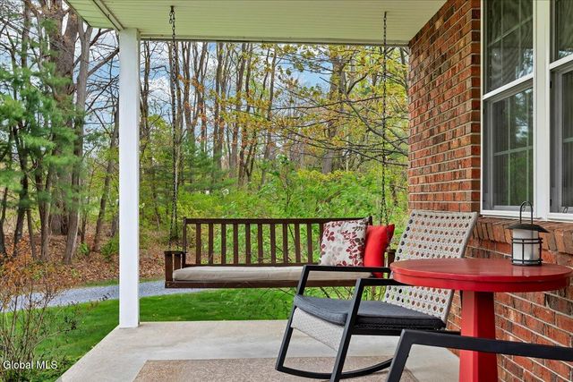 8A Jean Place, Guilderland, NY 12303