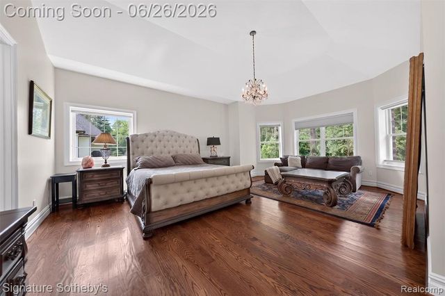 900 Hill Hollow Lane, Milford, MI 48381