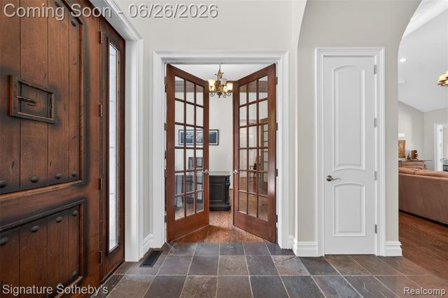 900 Hill Hollow Lane, Milford, MI 48381