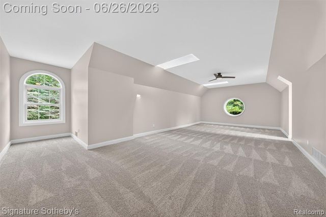 900 Hill Hollow Lane, Milford, MI 48381