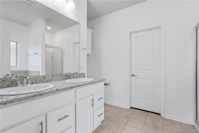 340 Oak Hampton Drive, Sulphur, LA 70665