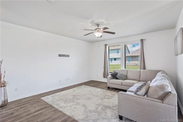 340 Oak Hampton Drive, Sulphur, LA 70665