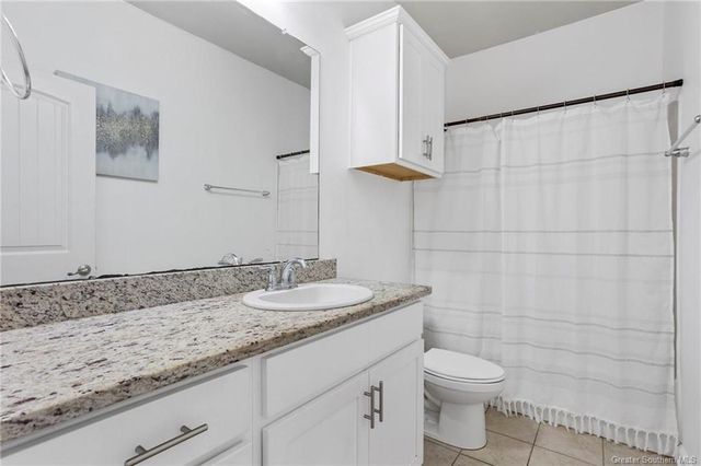 340 Oak Hampton Drive, Sulphur, LA 70665