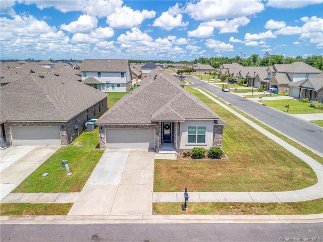 340 Oak Hampton Drive, Sulphur, LA 70665