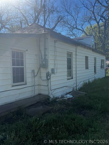 303 W Kiowa Avenue, Cleveland, OK 74020