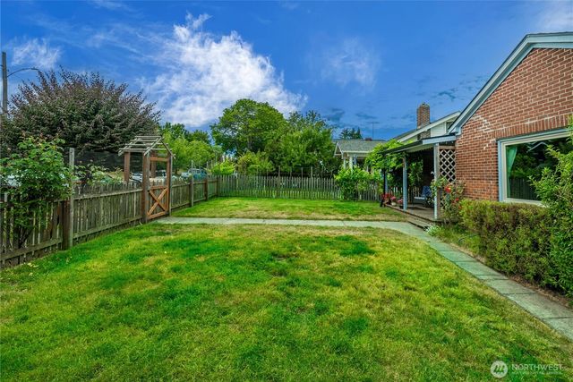 3735 N 29th Street, Tacoma, WA 98407