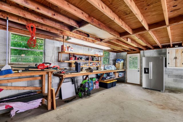 457 Ewing Ln, Nashville, TN 37207
