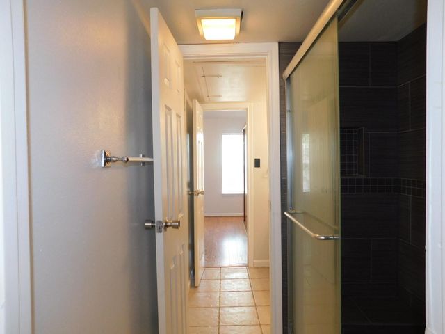 11710 Southlake Drive 23, Houston, TX 77077