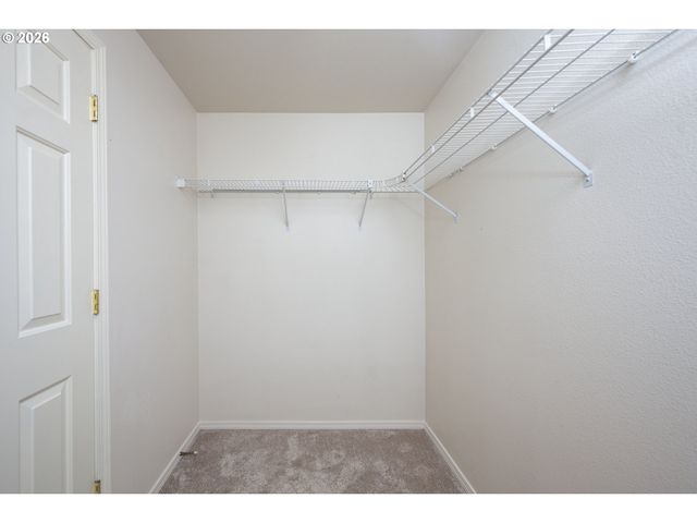 17302 Ne 2ND Loop, Vancouver, WA 98684