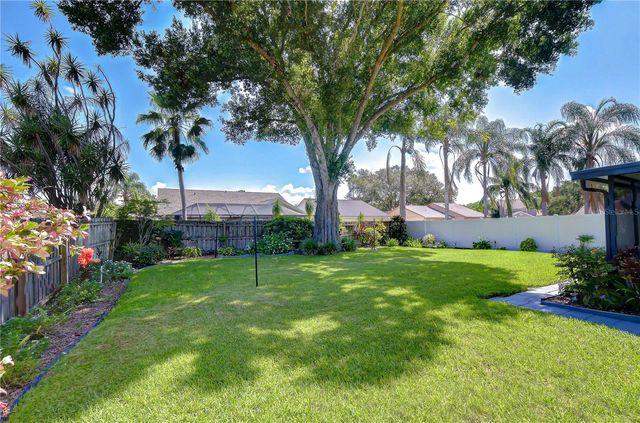 8702 HAMPDEN DRIVE, Tampa, FL 33626