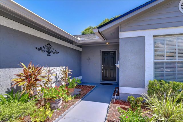 8702 HAMPDEN DRIVE, Tampa, FL 33626