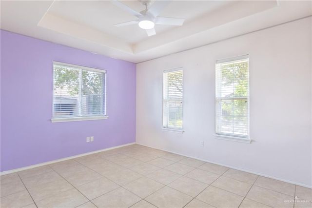 806 Hill Country Drive, Edinburg, TX 78539