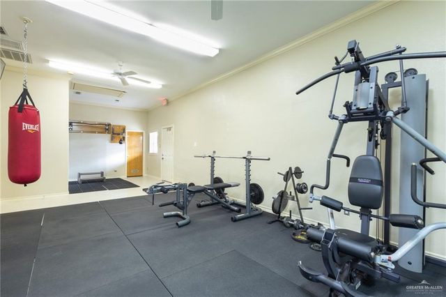 806 Hill Country Drive, Edinburg, TX 78539