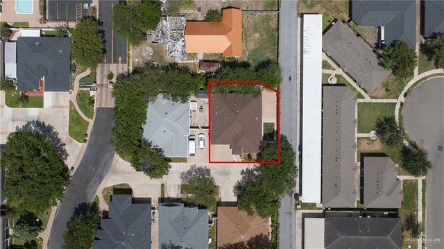 806 Hill Country Drive, Edinburg, TX 78539