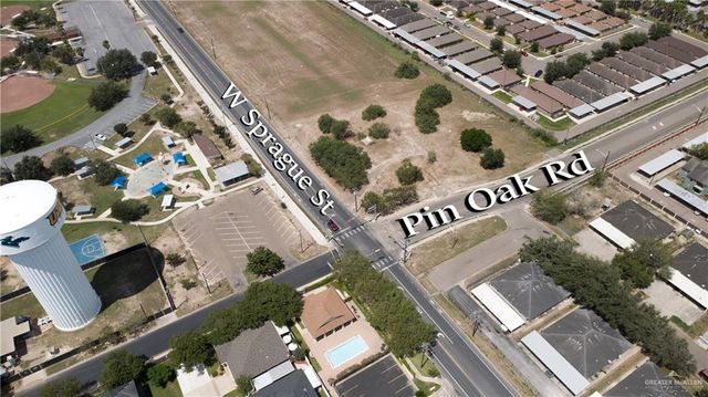806 Hill Country Drive, Edinburg, TX 78539