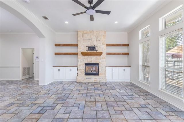 806 Hill Country Drive, Edinburg, TX 78539