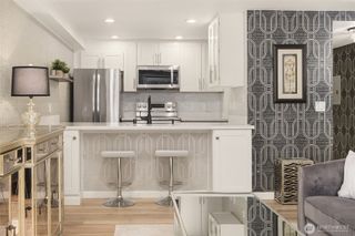 2152 N 112th Street #108, Seattle, WA 98133