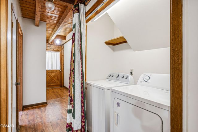 4432 E Scenic Drive, Gatlinburg, TN 37738