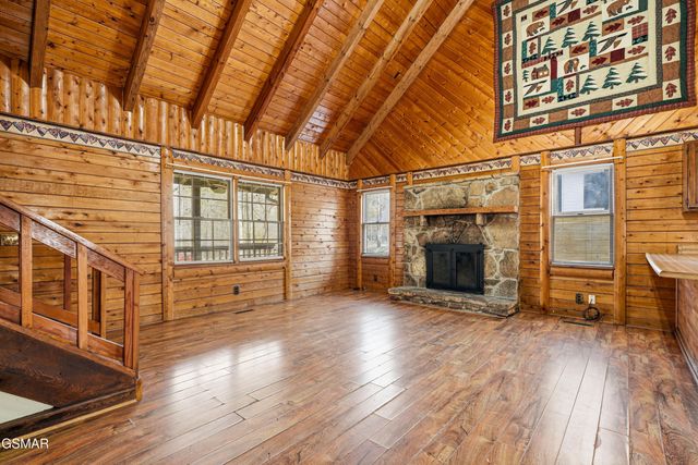 4432 E Scenic Drive, Gatlinburg, TN 37738