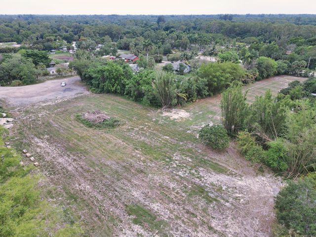 2105 Jewel Lane, Loxahatchee Groves, FL 33470