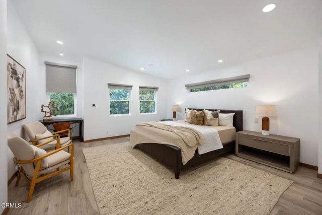 4528 El Camino Corto, La Canada Flintridge, CA 91011