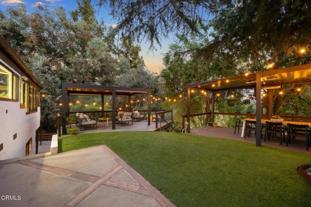 4528 El Camino Corto, La Canada Flintridge, CA 91011