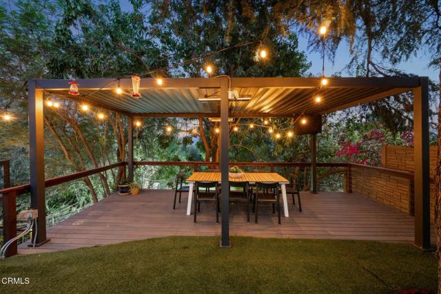 4528 El Camino Corto, La Canada Flintridge, CA 91011